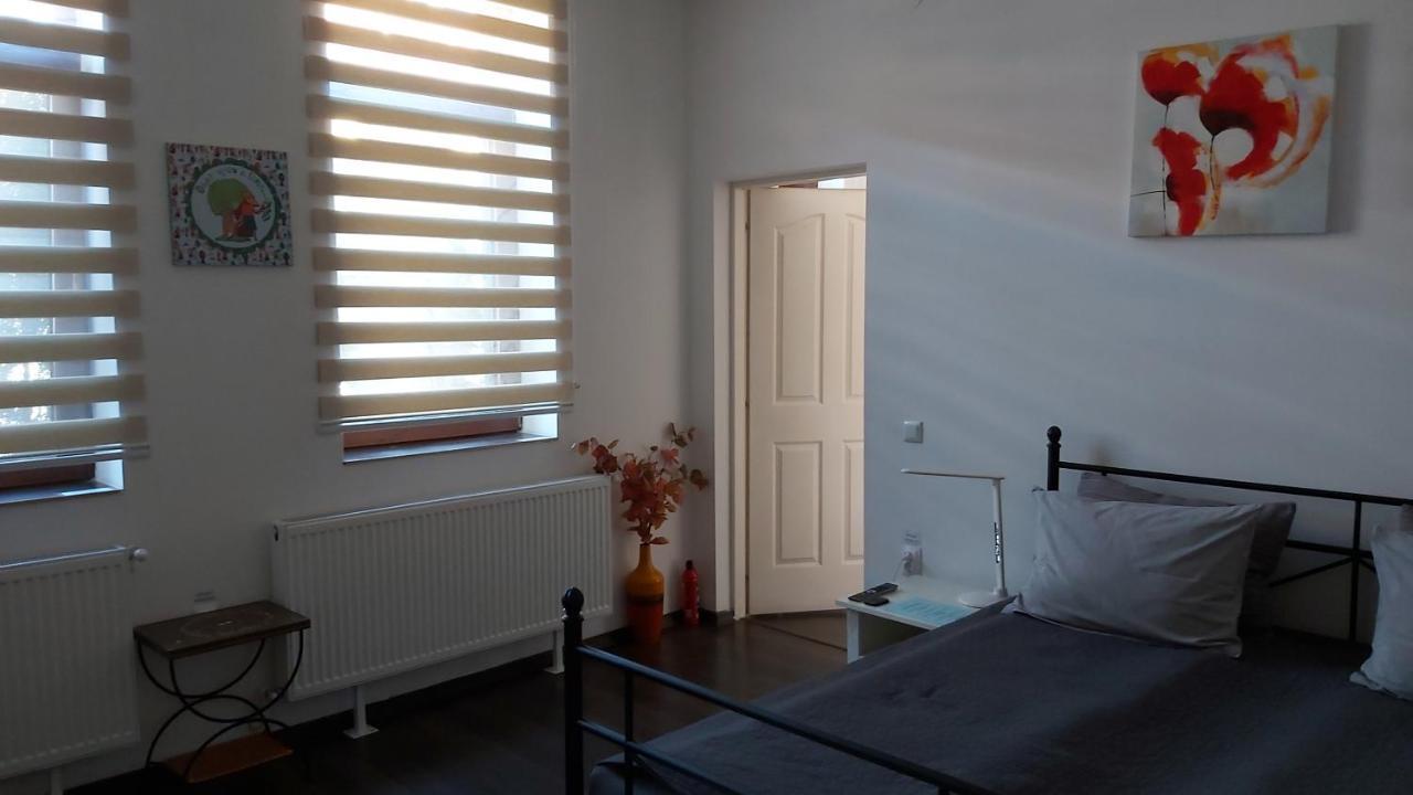 אורדאה City Center Minimalist Apartment מראה חיצוני תמונה
